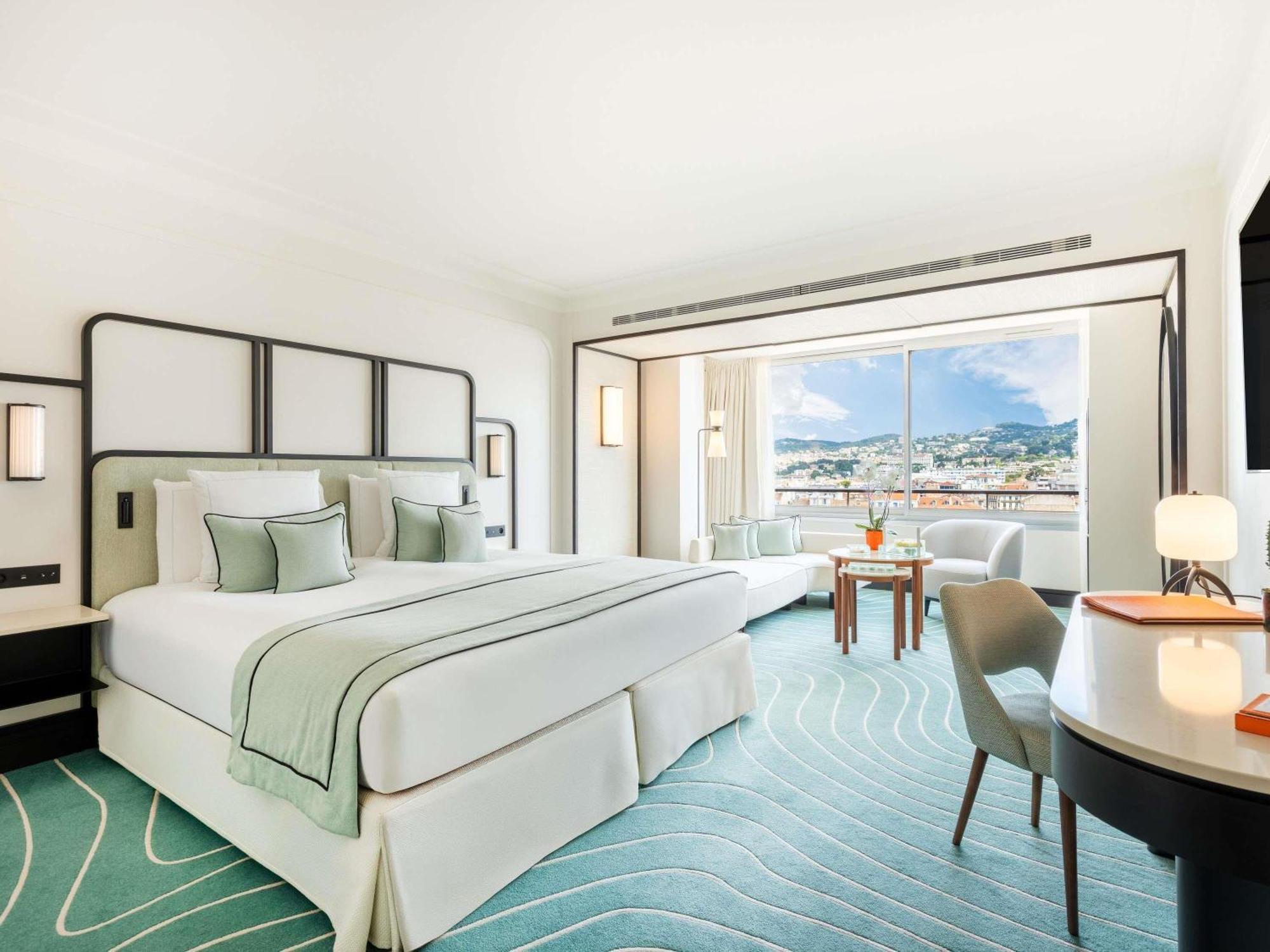 Junior Suite City View