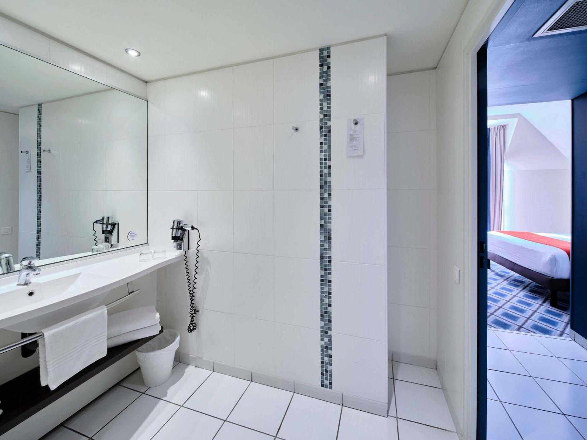 Double Room Mobility Access
