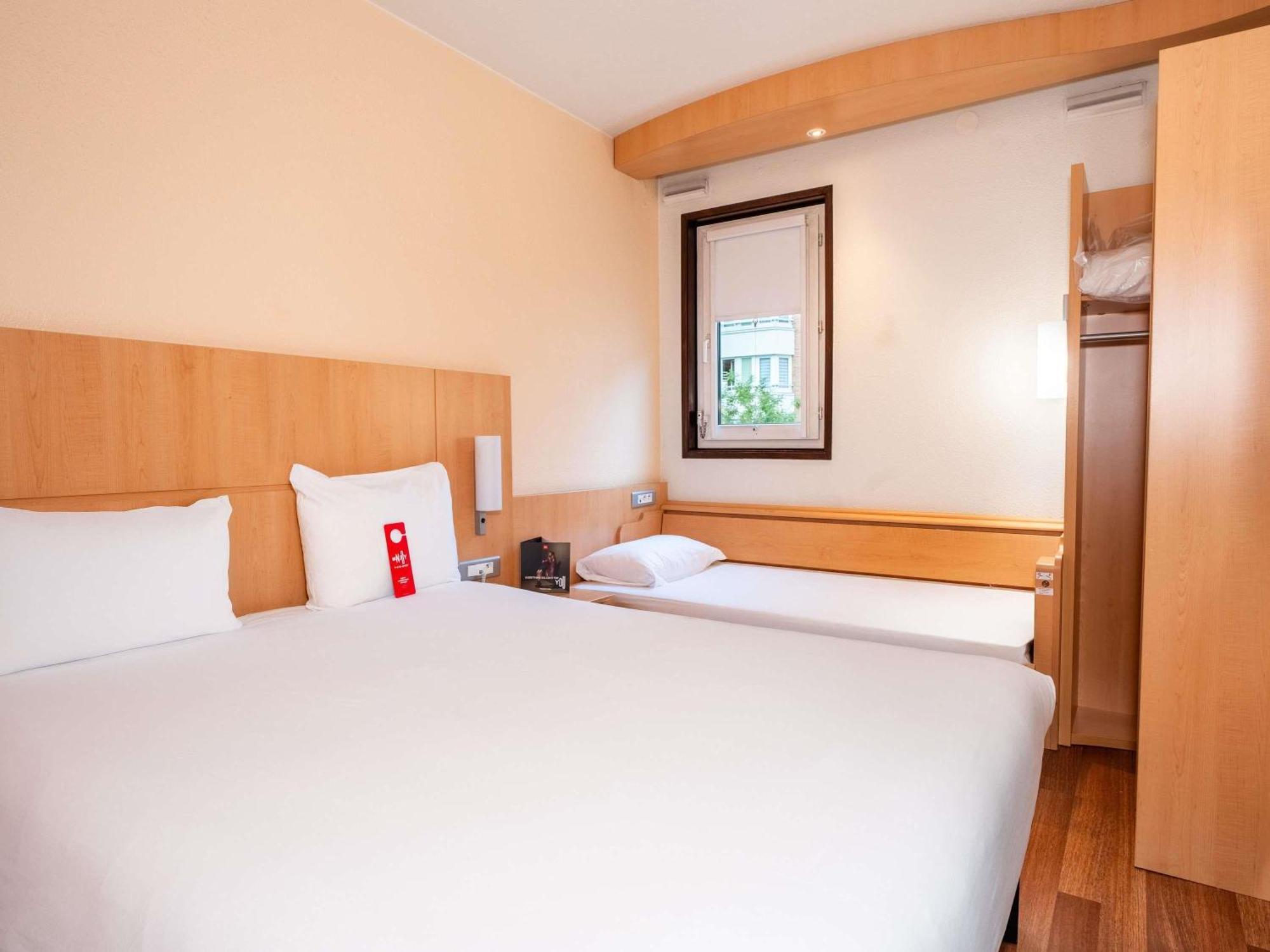 Standard Room 1 Double 1 Single Bed