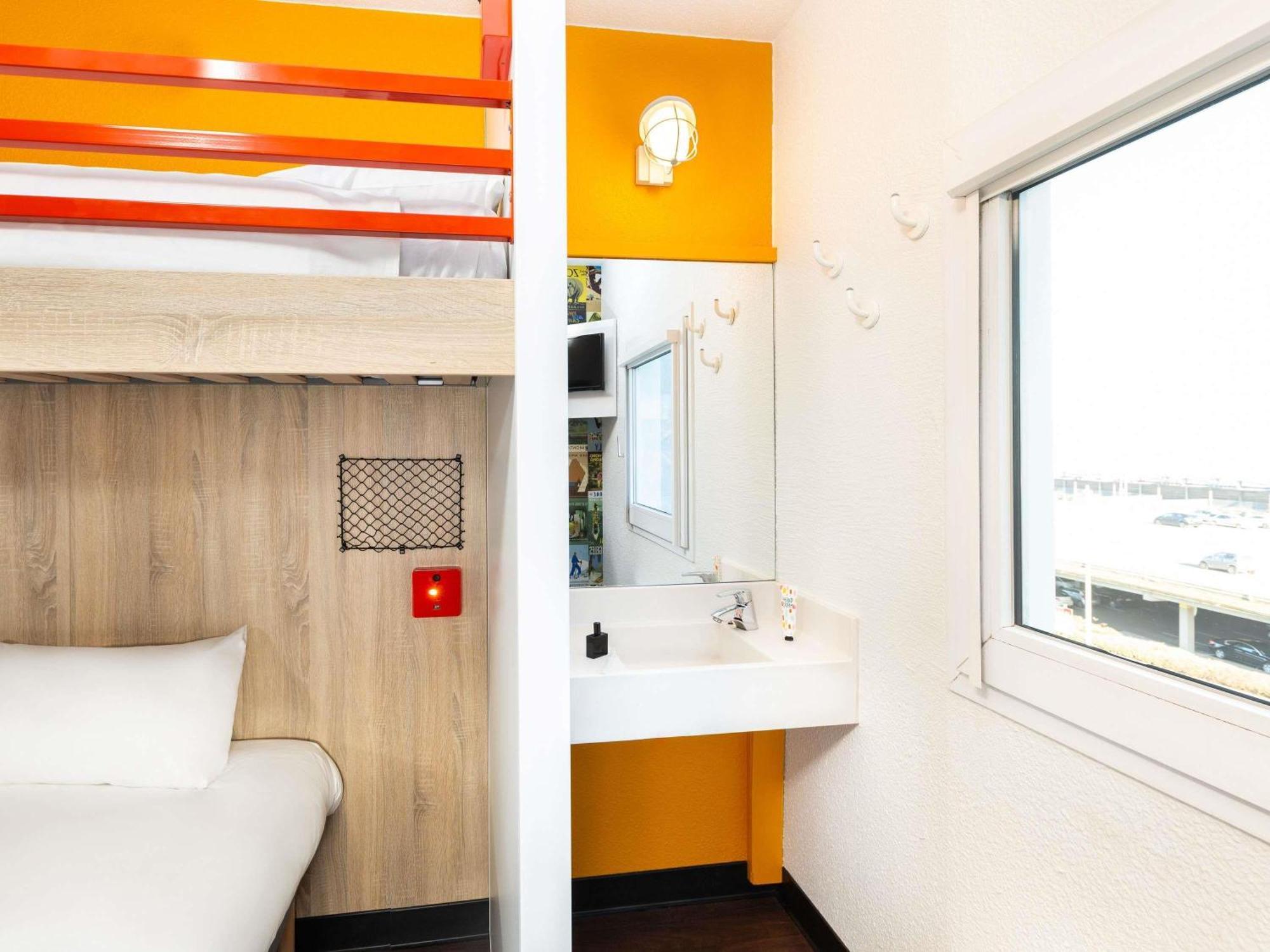 Combi Room