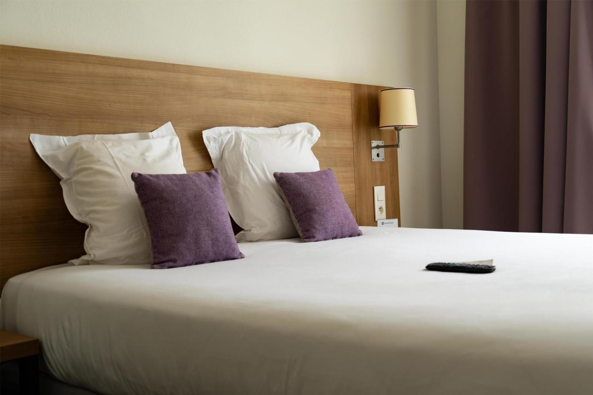 Superior King Room Air Condition