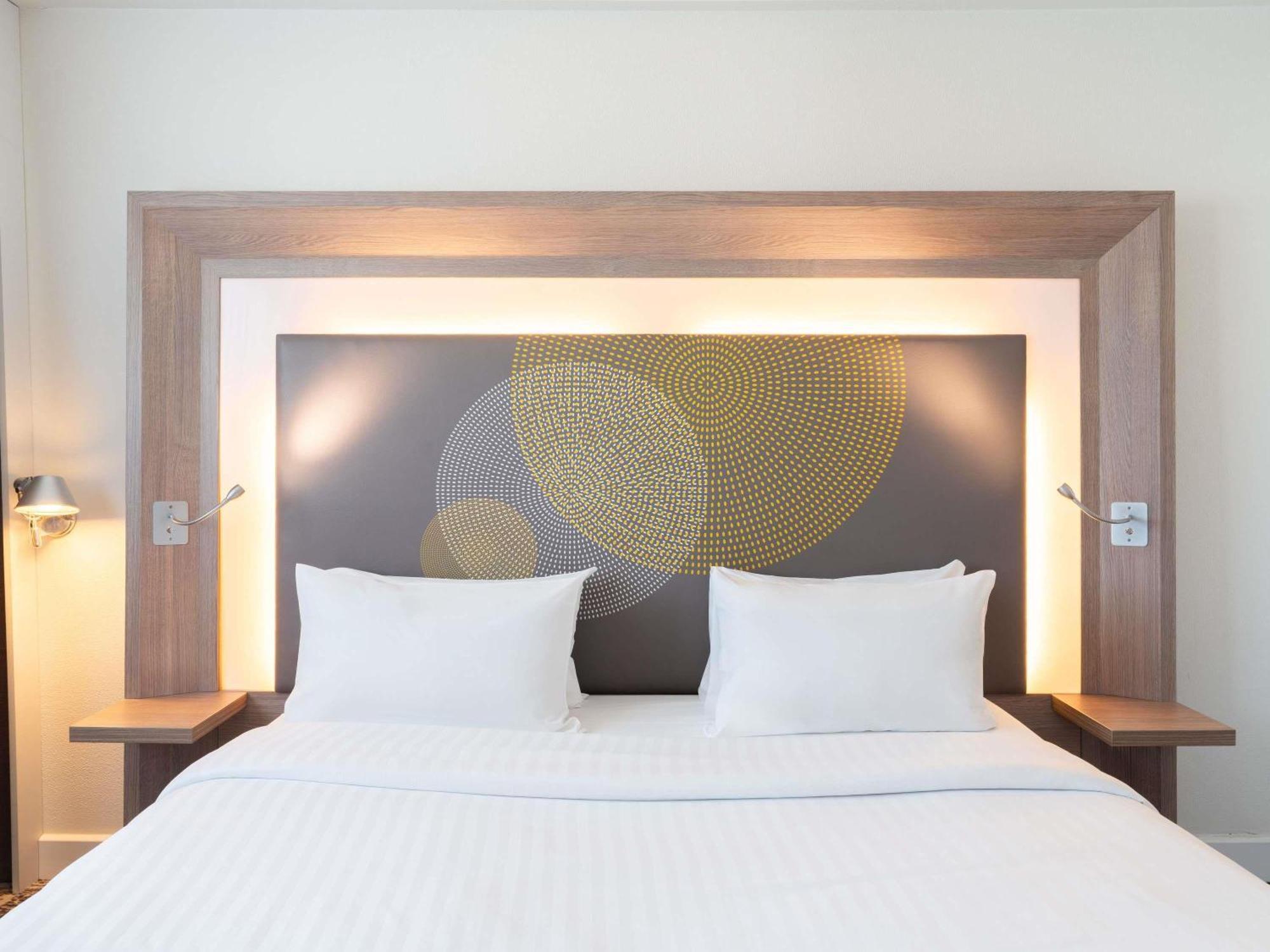 Standard Double Room Queen Size Bed