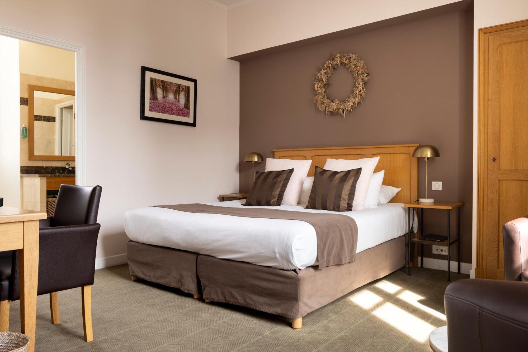 Superior Queen Room