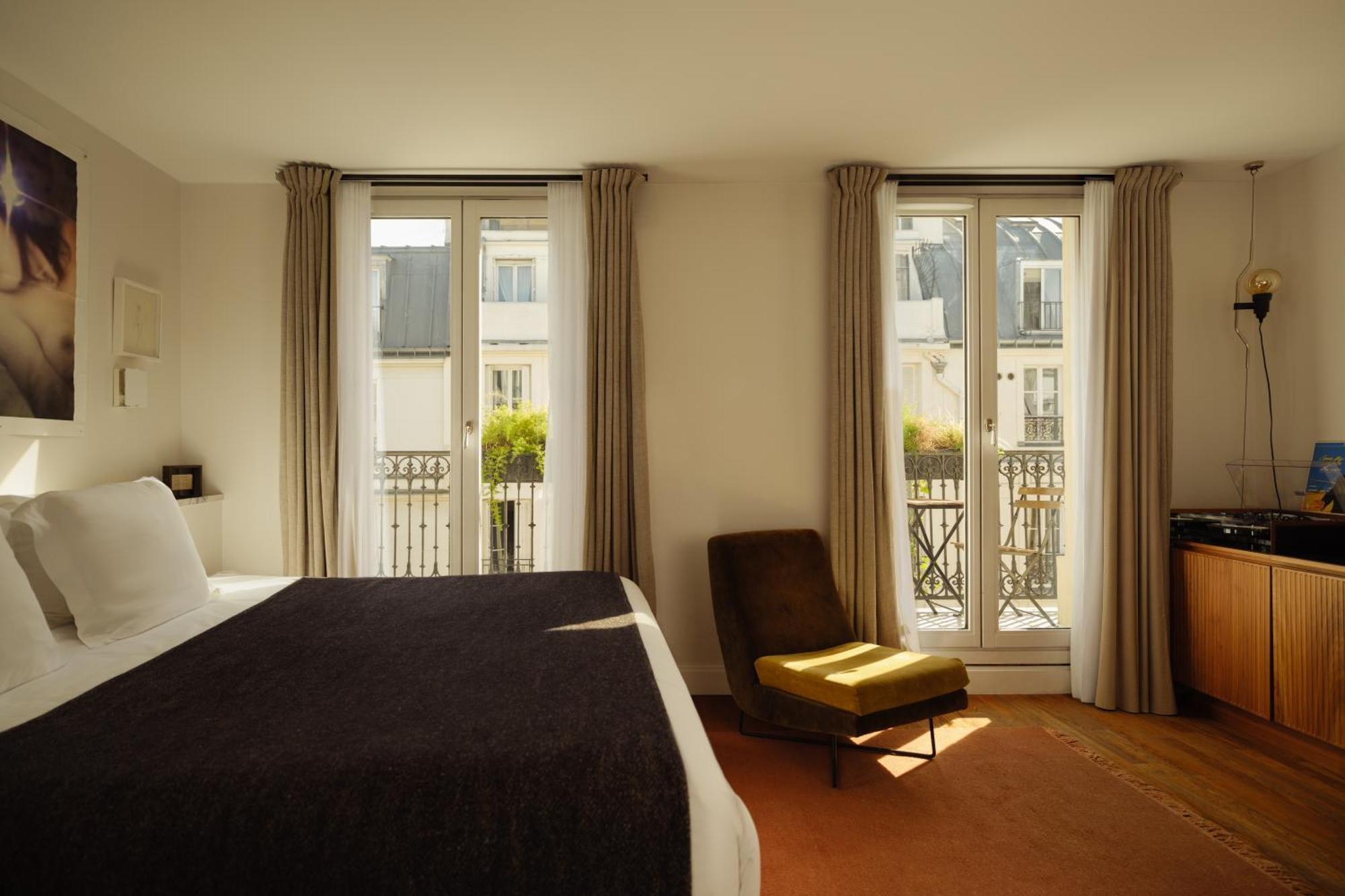Privilege Room "Pigalle 21"