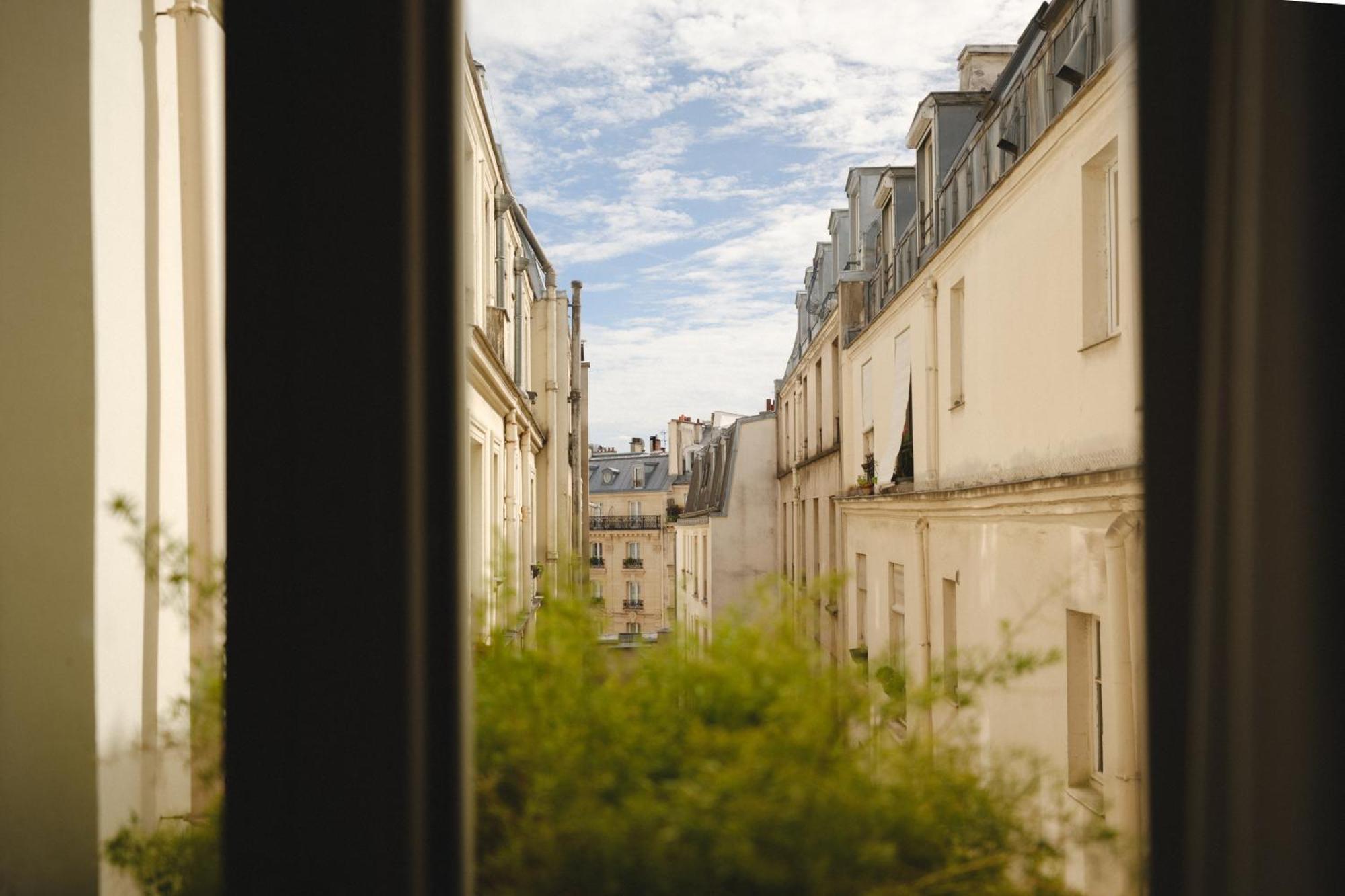 Standard Room "Pigalle 12"