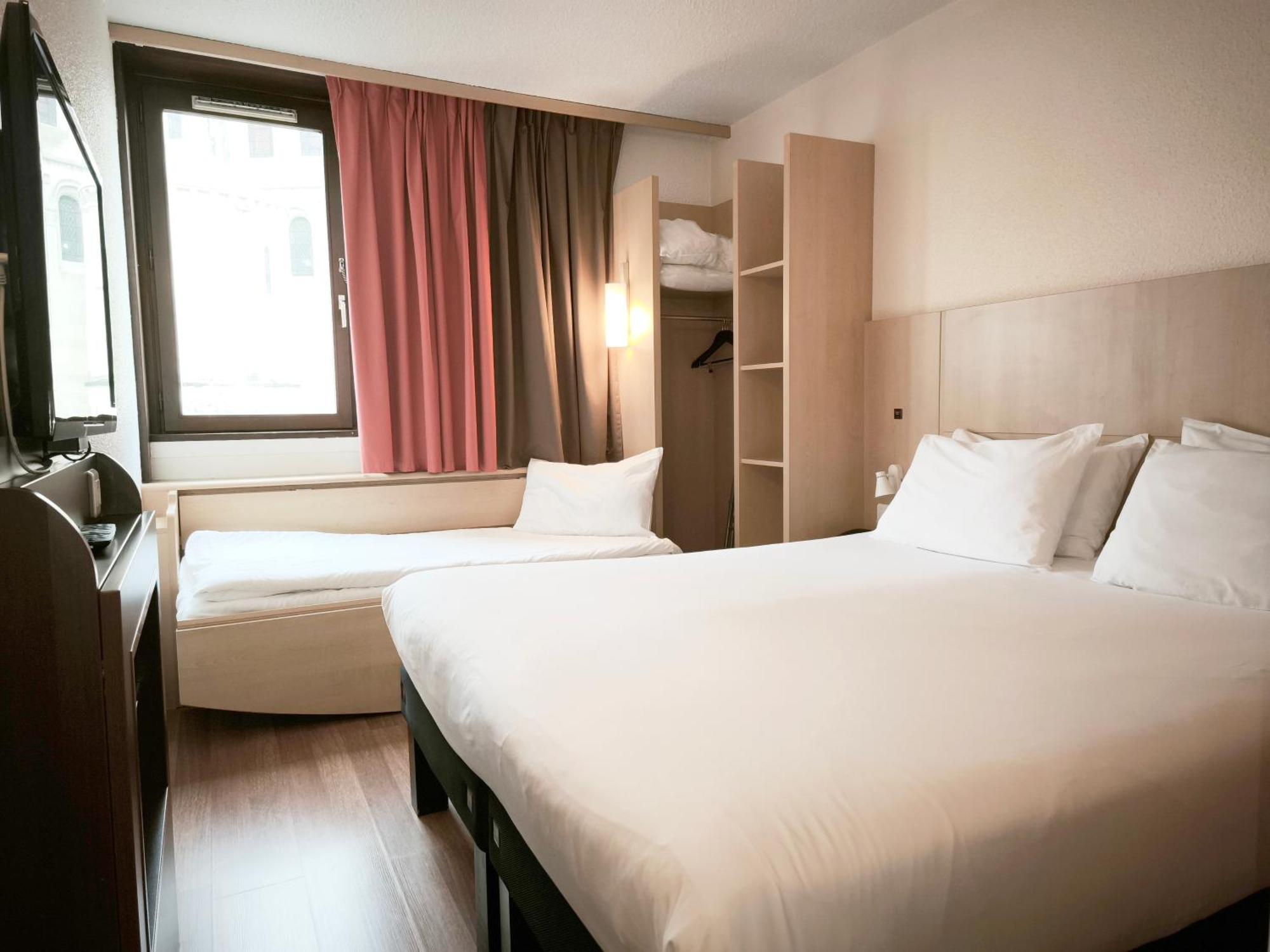 Standard Room One Double Bed One Single Bed