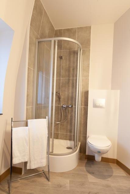 Double or Twin Room Private Bathroom
