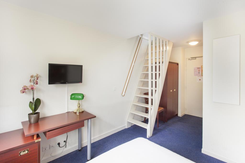 Duplex Room