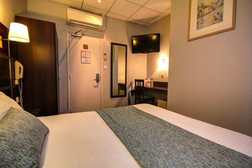 Double Room Shower