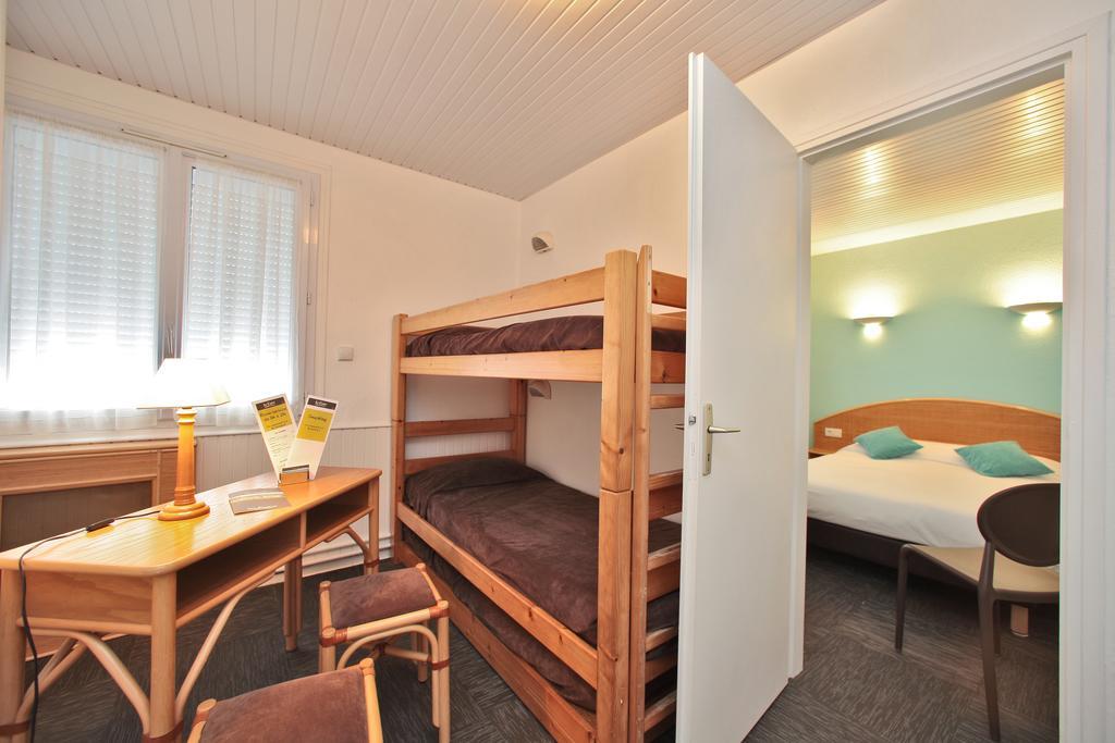 Standard Family Room