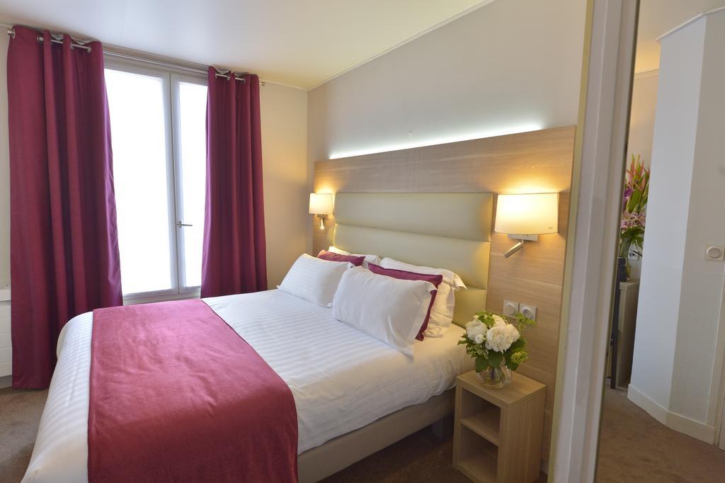 Double Room or Twin Room