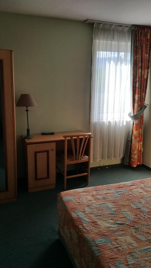 Senior Suite