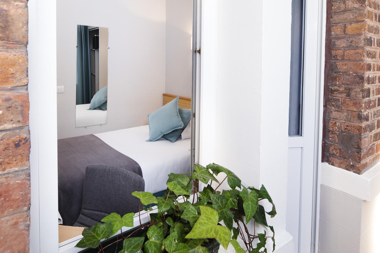 Small Single Room