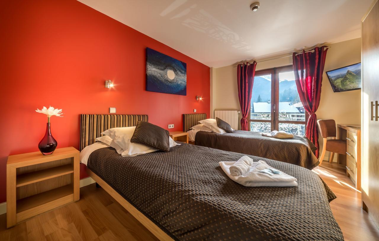 Small Twin Room