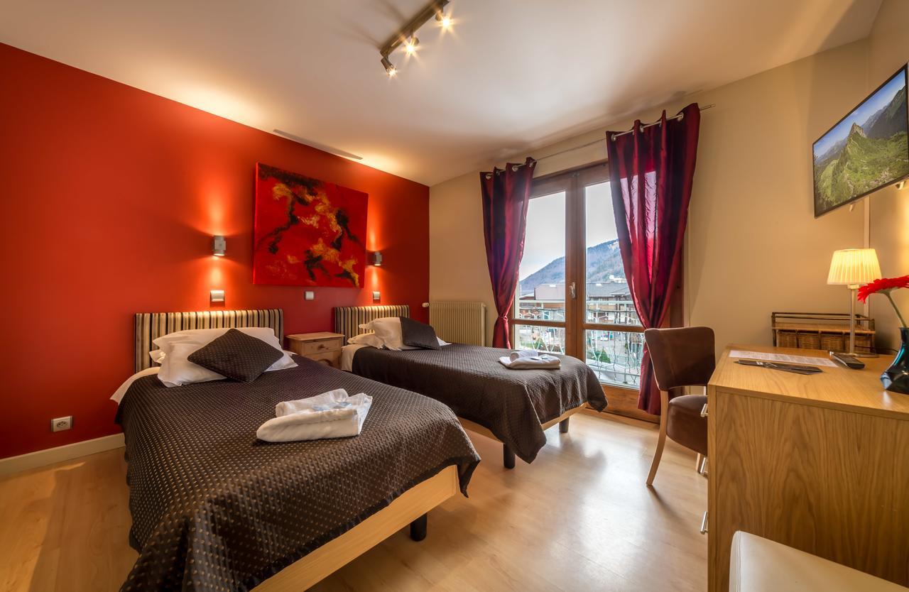 Small Twin Room