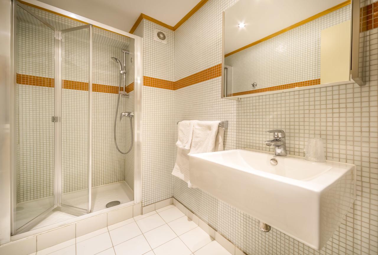 Small Twin Room