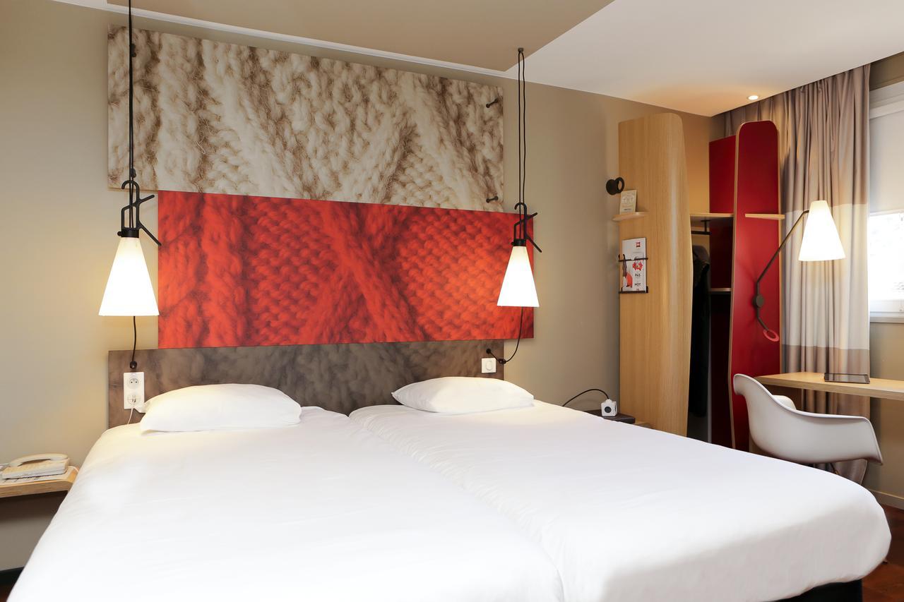 Standard Room 2 Single Beds