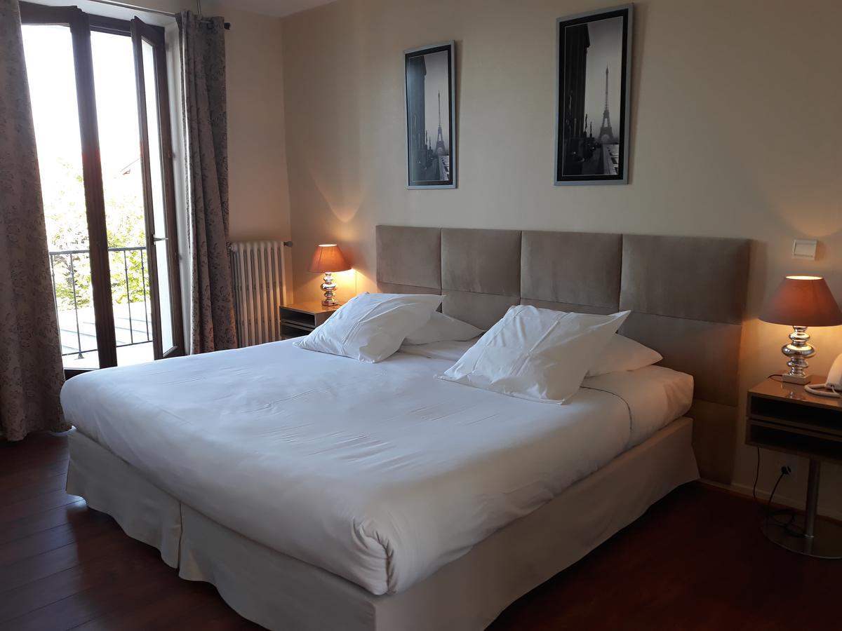 Superior Double Room Balcony Lake or Park View