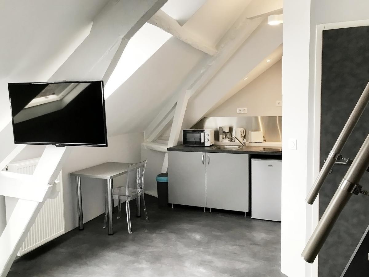 Studio Split Level