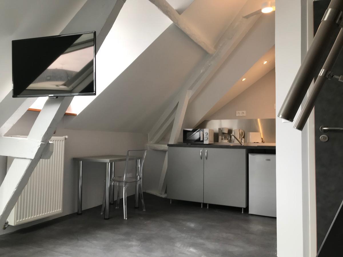 Studio Split Level