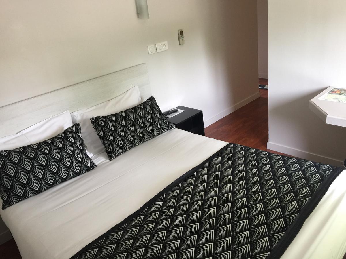 Double Room Air Conditioning