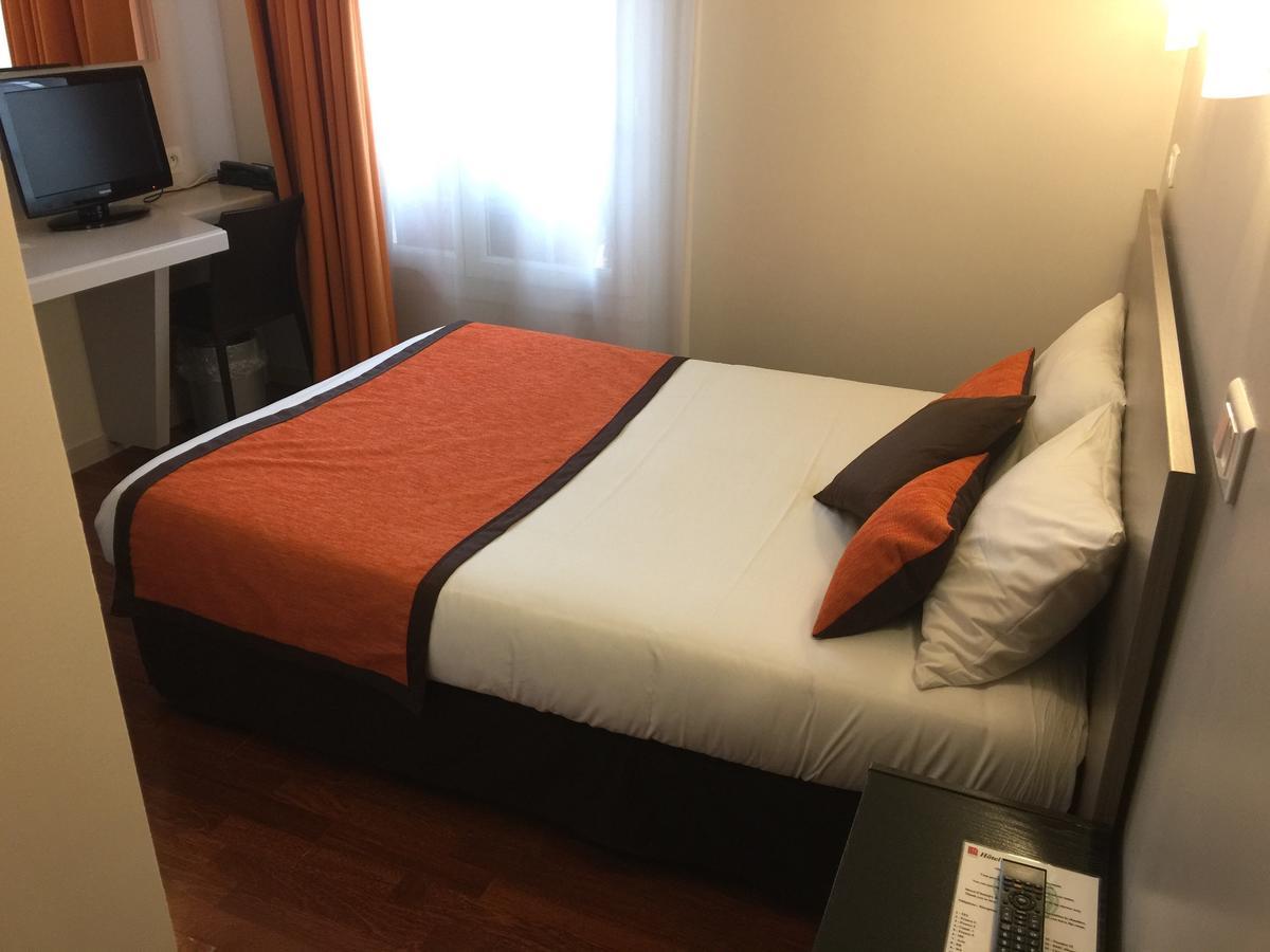 Double Room Air Conditioning