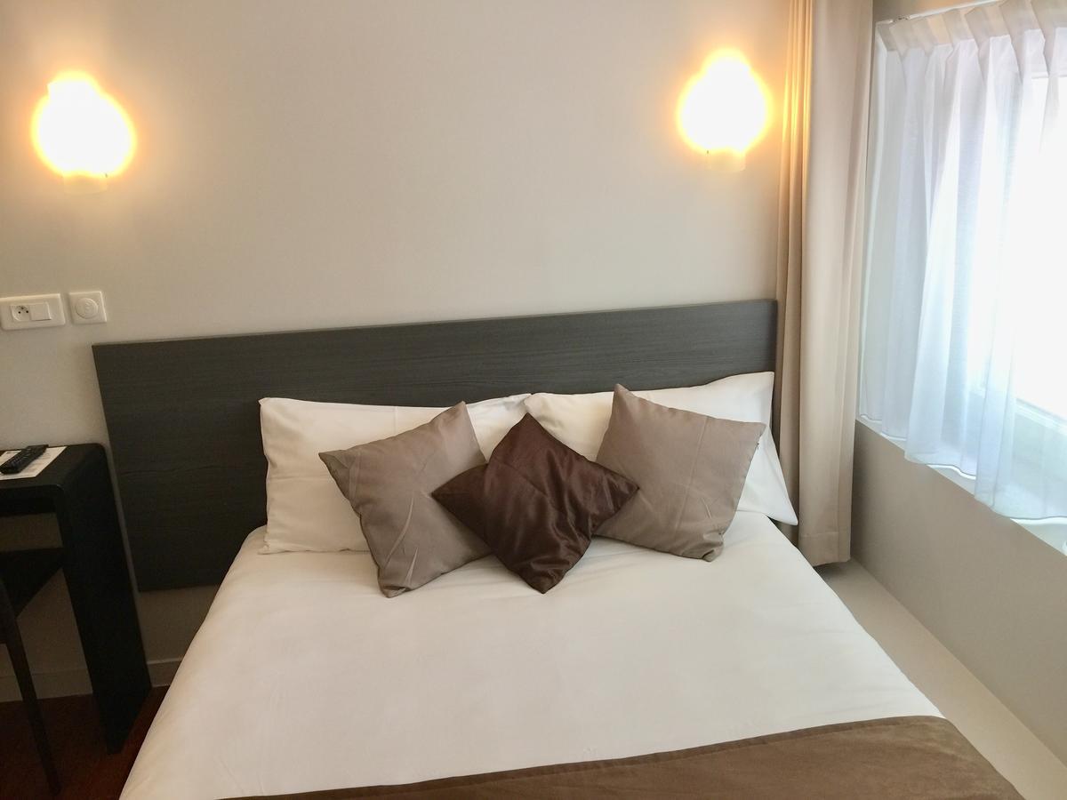 Double Room Air Conditioning