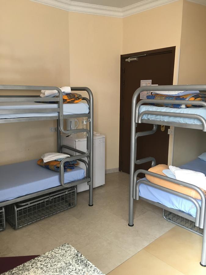 Bed 6-Bed Mixed Dormitory Room