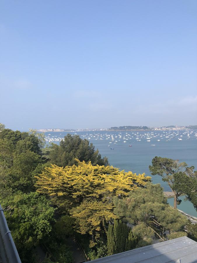 Superior Double Room Bath Sea View