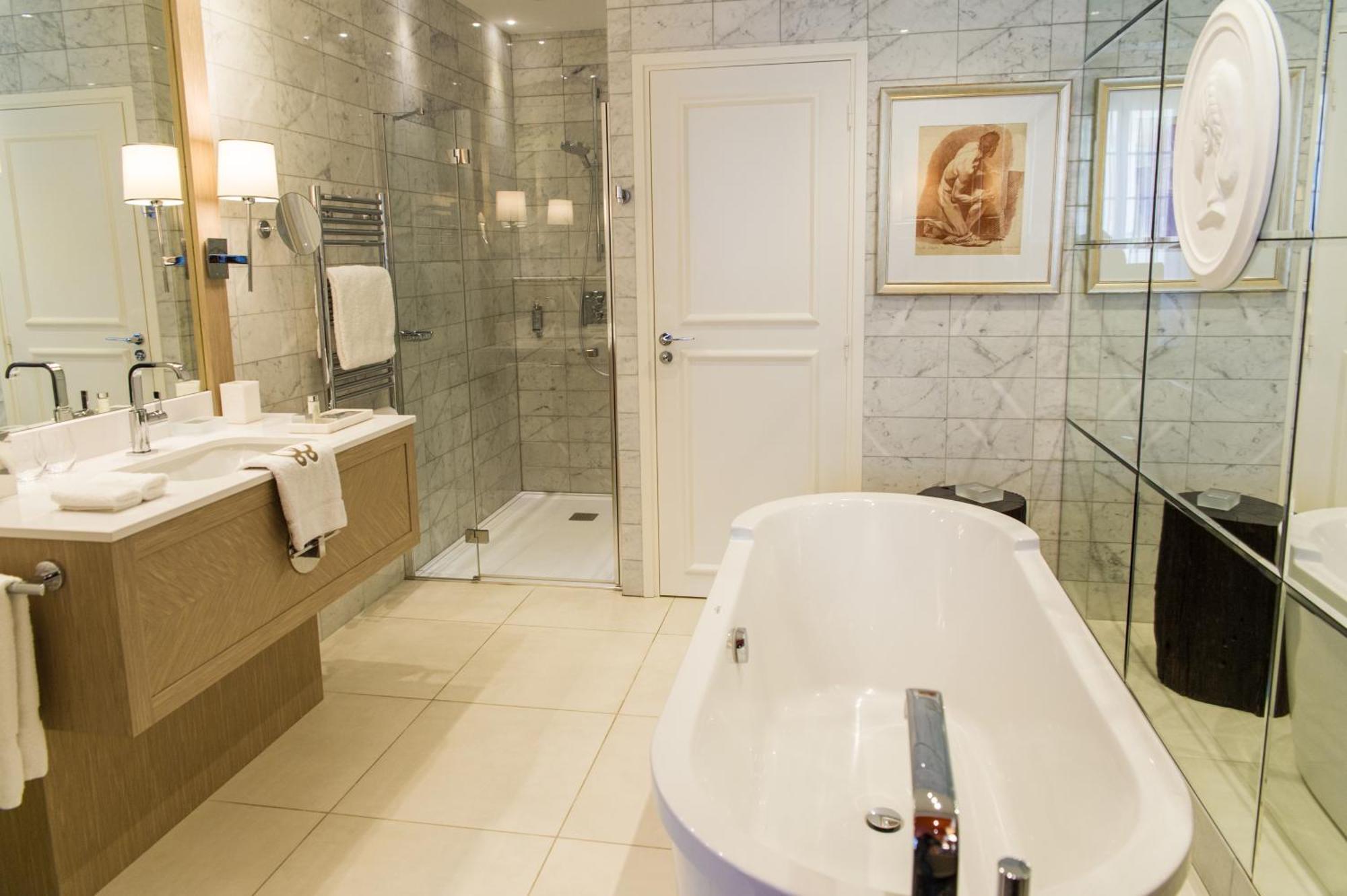Junior Suite 4