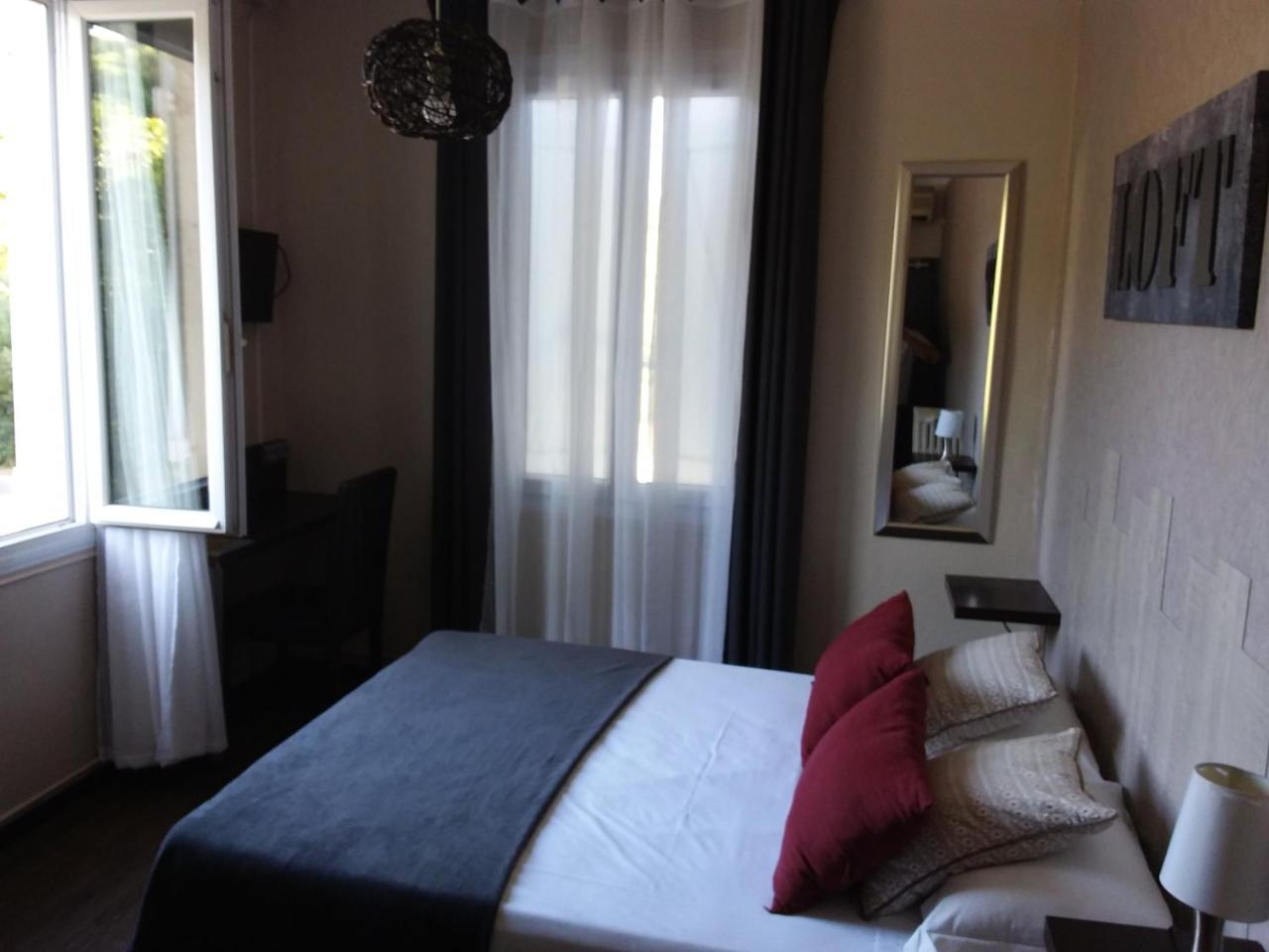 Double Room Street View