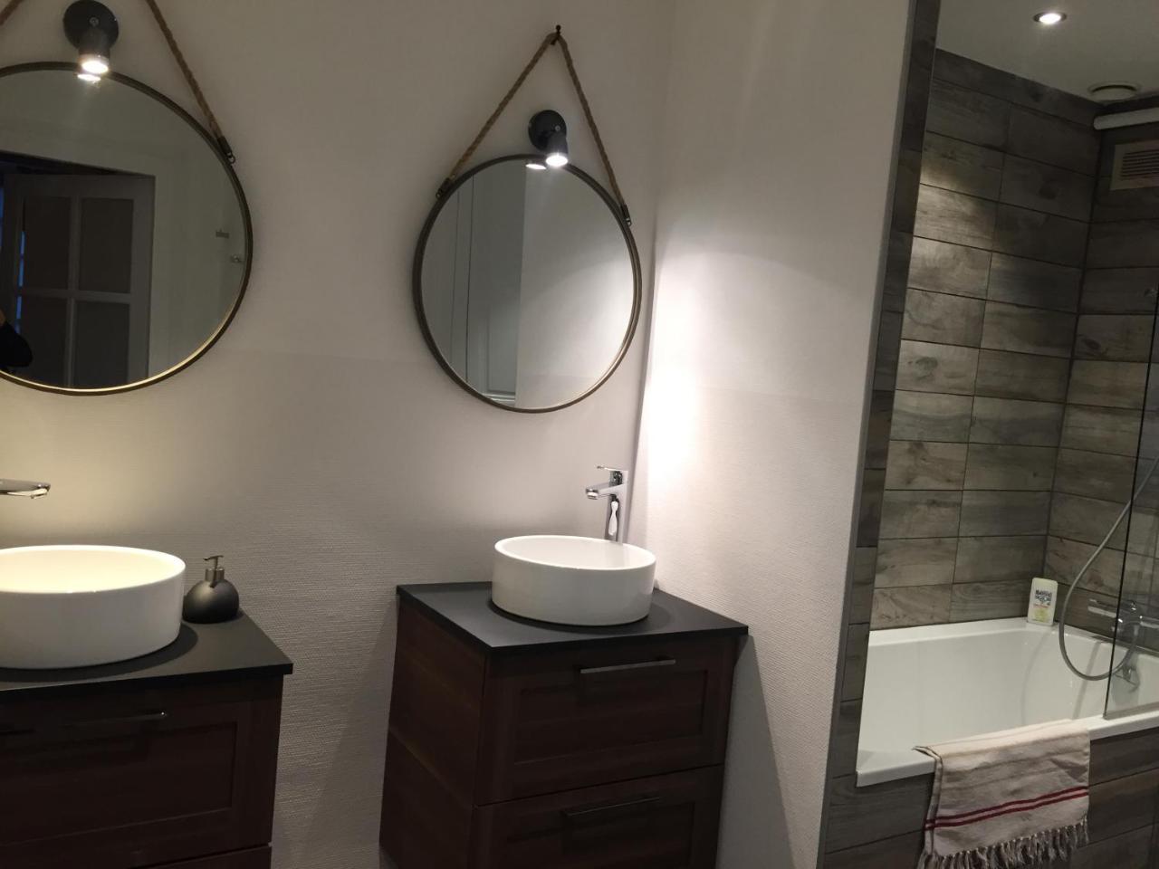 Family Suite Bath