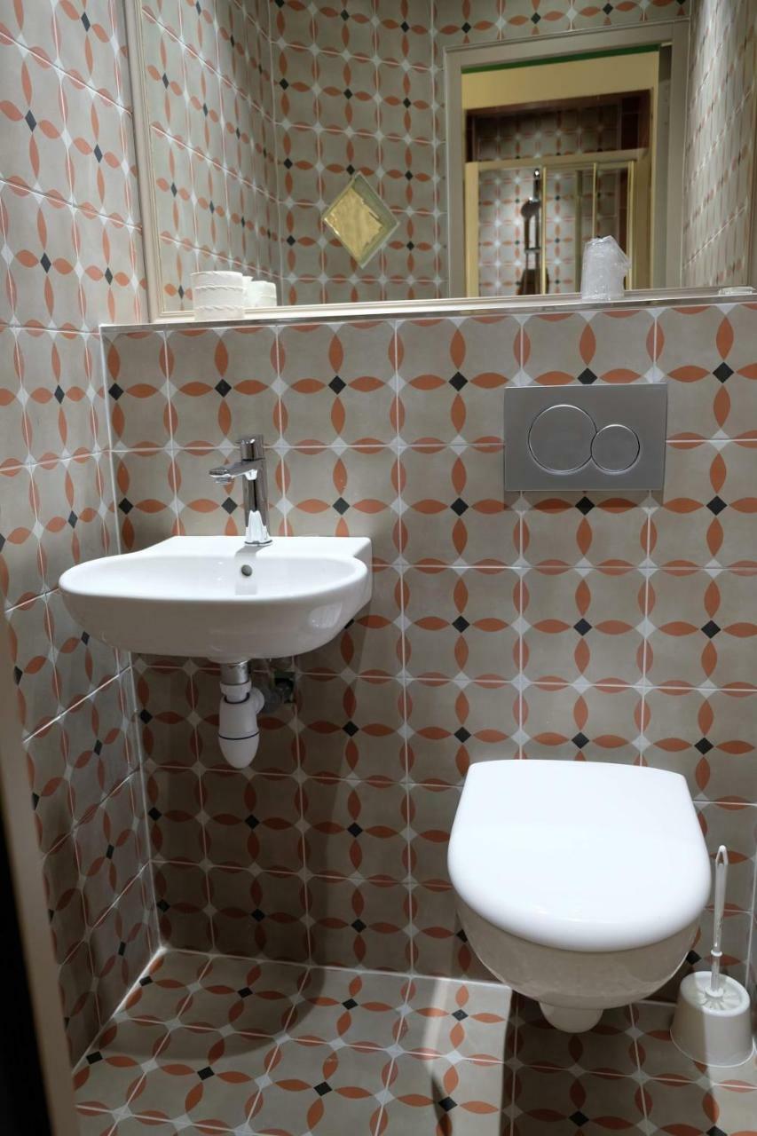 Double Room Private Shower Toilet