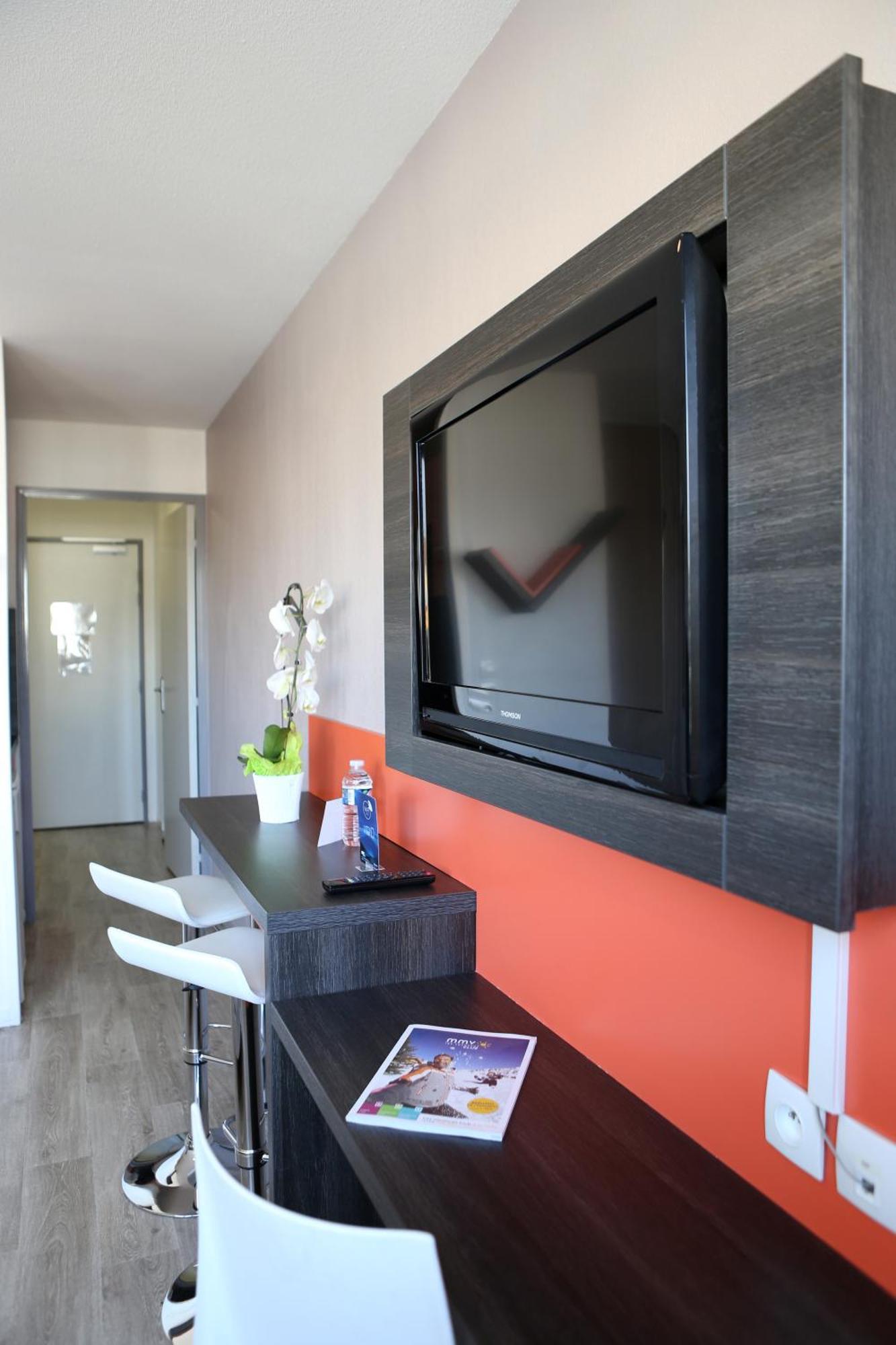 Twin Studio Apartment