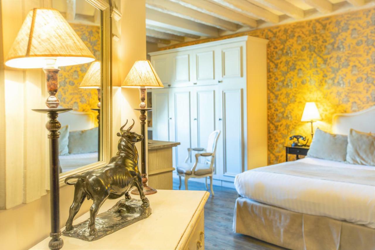 Quadruple Suite