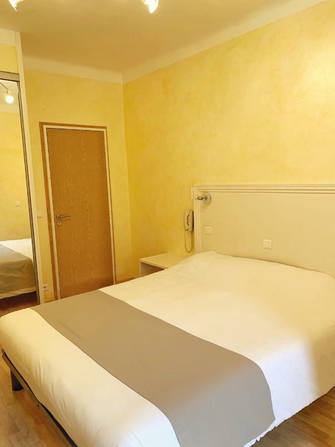 Triple Room Hill Side