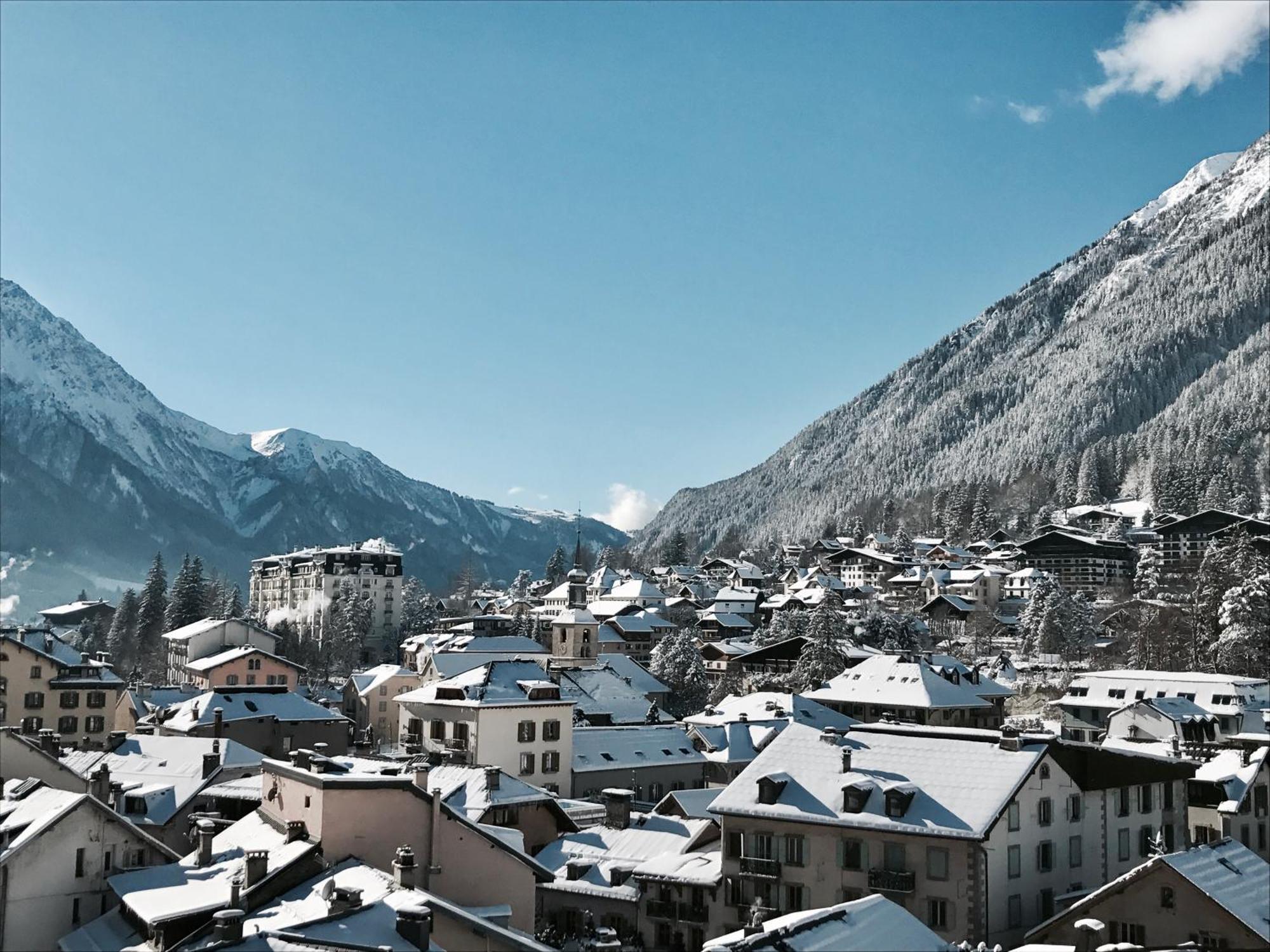 Suite Balcony – Mont-Blanc Massif View