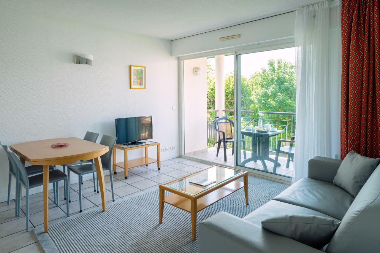 Garden Side Apartment