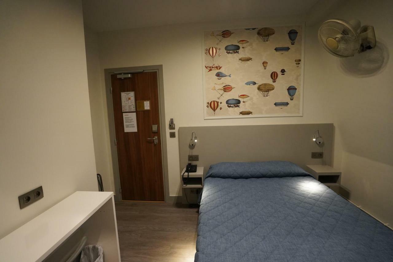 Single Room Private Bathroom