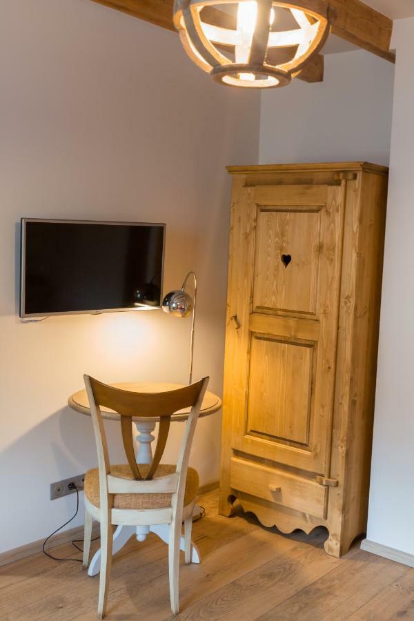 Twin Room Private Bathroom