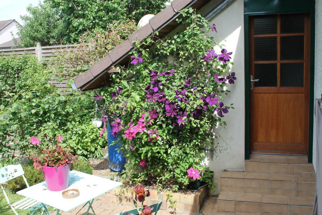 Double Room Private External Bathroom