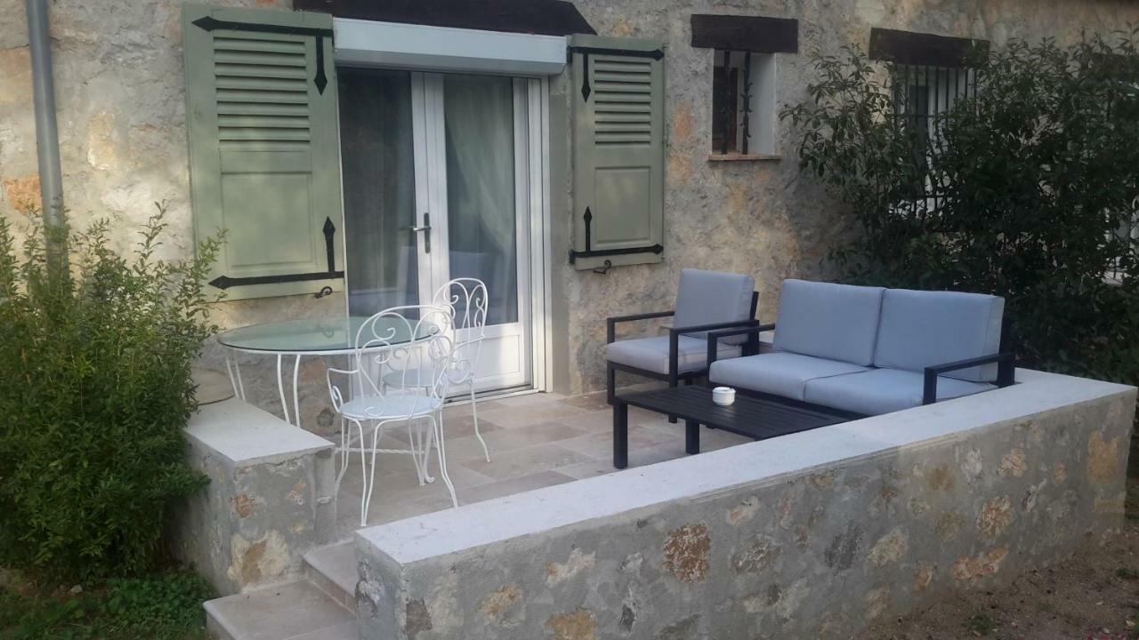 Double Room Garden View
