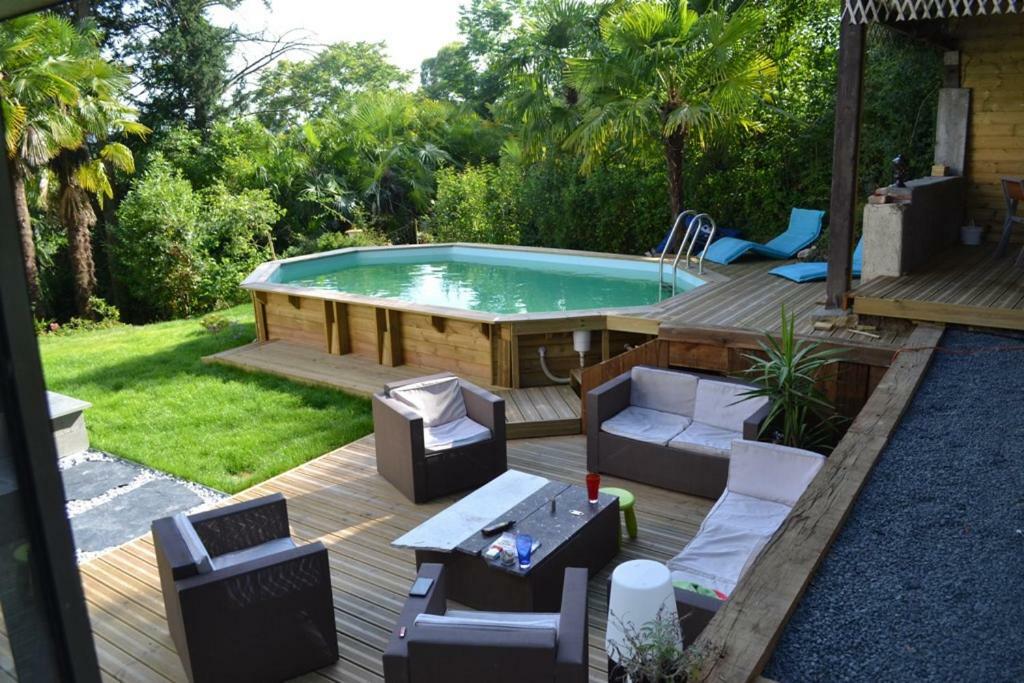 Suite Pool View