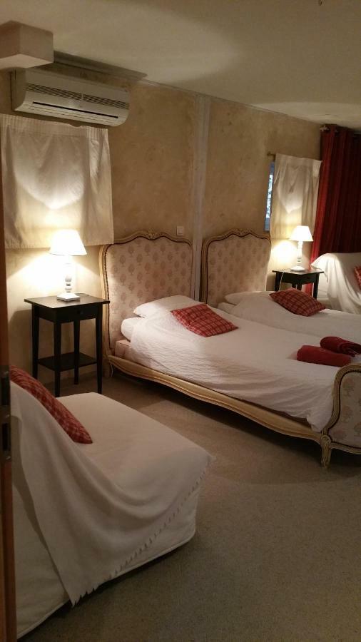 Classic Quadruple Room