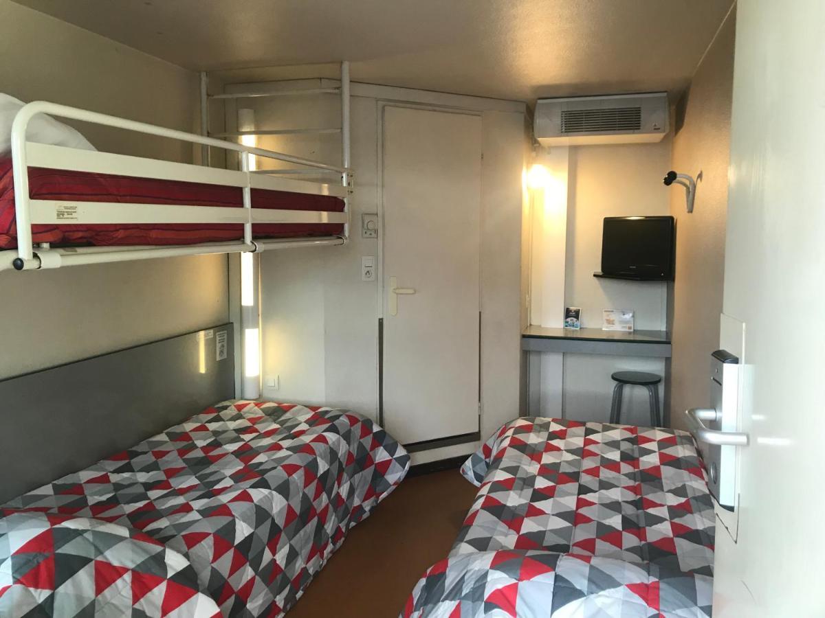 Triple Room 1 Double Bed 1 Single Bed