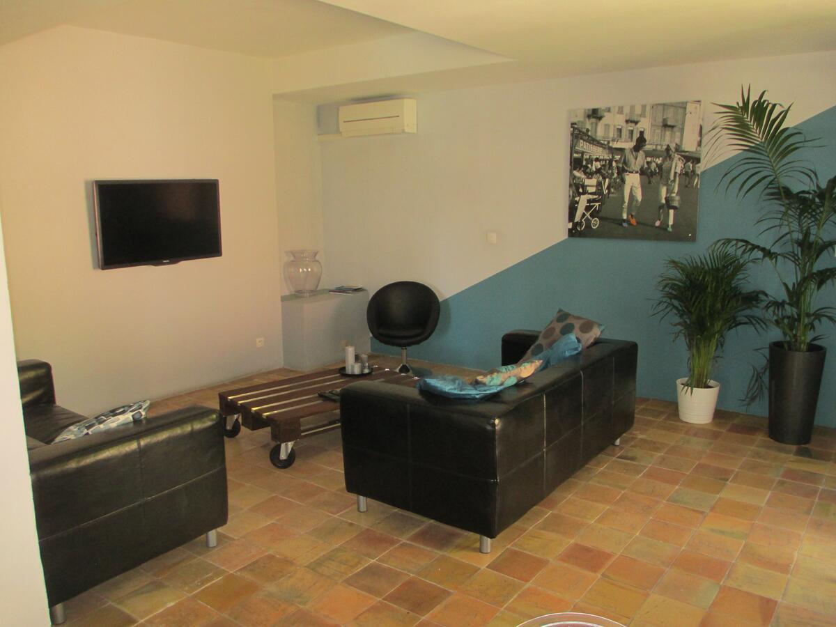 Deluxe Apartment