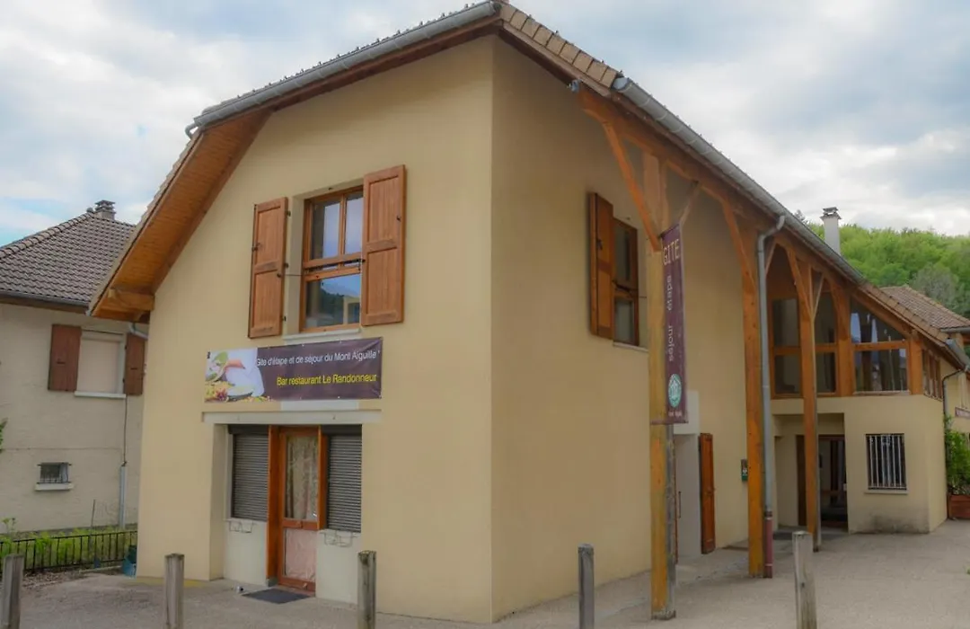 Gite Du Mont Aiguille-1