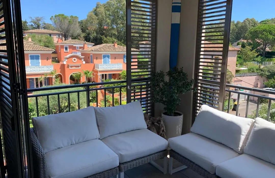 Exclusive Resort Apartments With Parking , Gym And Sauna-1