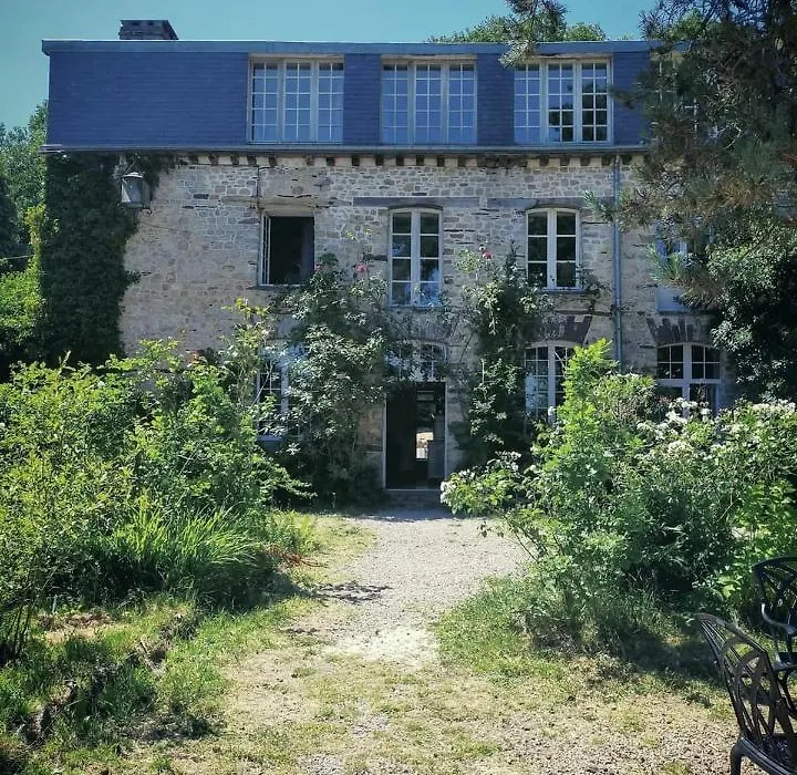 MANOIR DU TERTRE au coeur de la forêt de Brocéliande-1