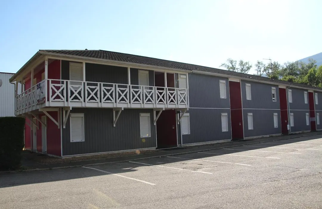 Fasthotel Chambery-1